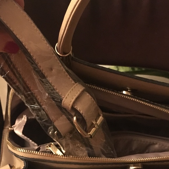 Purse - Picture 5 of 5